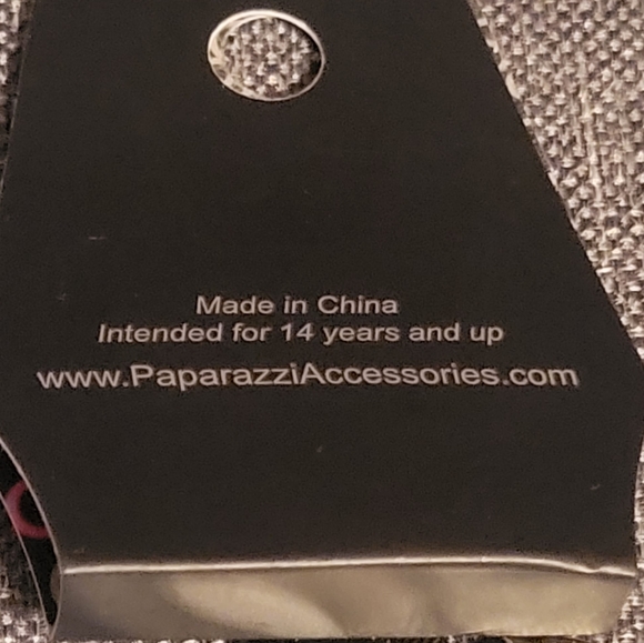 Paparazzi Pierced Earrings SEE PAPARAZZI JEWELRY LOT IN MY CLOSET - Picture 5 of 5